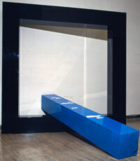 1964<br>Monumento ad un poeta morto<br>smalto industriale su metacrilato di perspex<br>cm 200x200x25