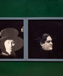 1968<br>Il collezionista in visita al museo<br>collage fotografico, smalto industriale e collage di legno su tavola<br>cm 200x190