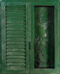 1977<br>' Persiana senza battente '<br>smalto industriale, tempera, anta di persiana,anta con maniglia,cardini,telaio di legno su tavola<br>cm 100x80x4,5