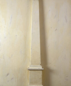 1963<br>'Obelisco'<br>smalto industriale e obelisco in legno su tavola<br>cm 115x90