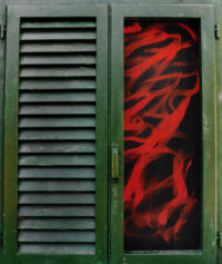 1985<br>smalto industriale, tempera, anta di persiana, anta con maniglia, cardini, telaio di legno su tavola<br> cm 100x80x4,5